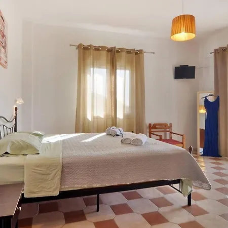 Makris Arillas Corfu 公寓式酒店