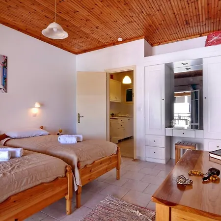 Makris Arillas Corfu 公寓式酒店