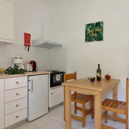 아파트호텔 Makris Arillas Corfu 3*